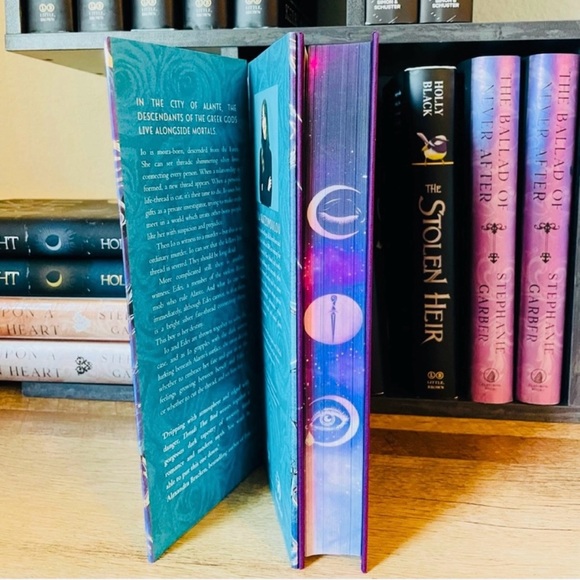 Fairyloot Exclusive Signed Edition Threads That  Bind by Kika Hatzopualuo - Picture 6 of 13